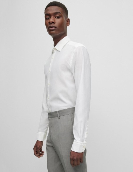 CASUAL FIT SHIRT IN HONEYCOMB-WEAVE COTTON