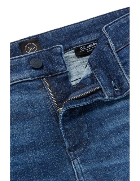 SLIM FIT JEANS IN LIGHTWEIGHT BLUE STRETCH DENIM