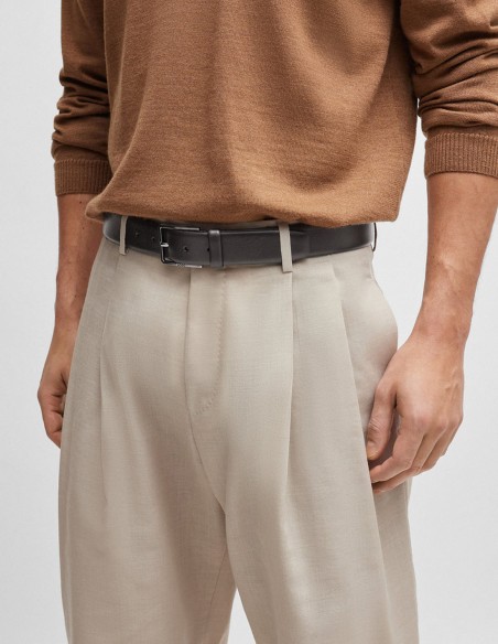 LEATHER BELT WITH POLISHED GUNMETAL HARDWARE