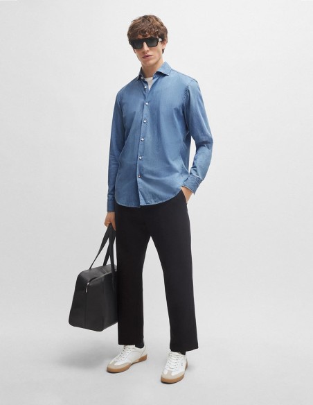 CASUAL FIT SHIRT IN WASHED COTTON SHIRT