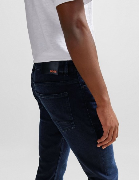 SLIM FIT JEANS