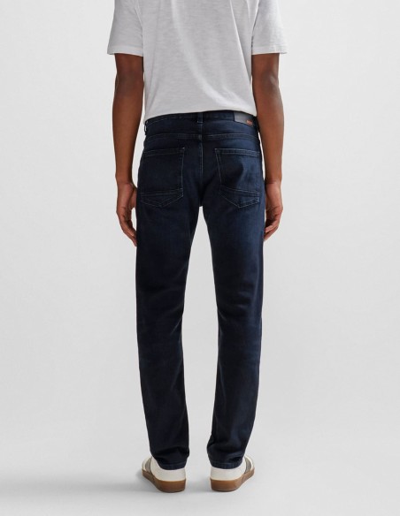 SLIM FIT JEANS