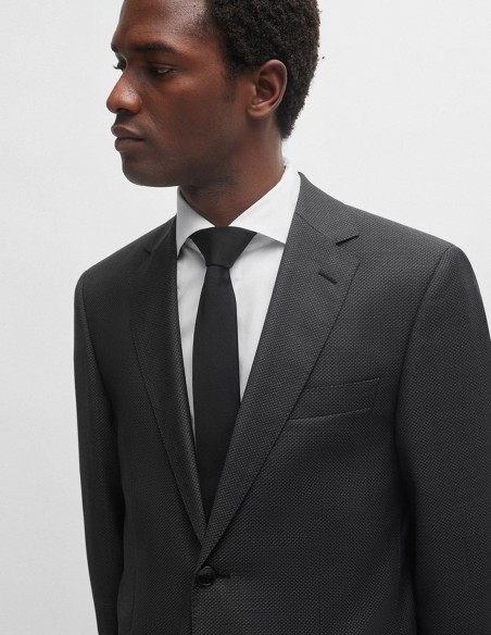 ΚΟΣΤΟΥΜΙ REGULAR FIT MICRO-PATTERNED