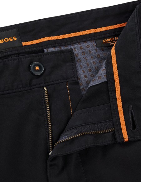 SLIM FIT CHINOS IN STRETCH-COTTON SATIN