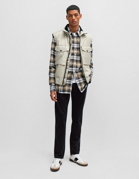 SLIM FIT CHINOS IN STRETCH-COTTON SATIN