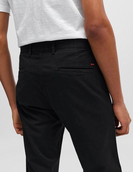 SLIM FIT CHINOS IN STRETCH-COTTON SATIN