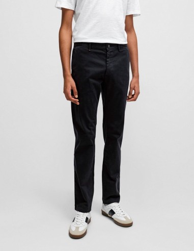 SLIM FIT CHINOS IN STRETCH-COTTON SATIN