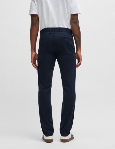 SLIM FIT CHINOS IN STRETCH-COTTON SATIN