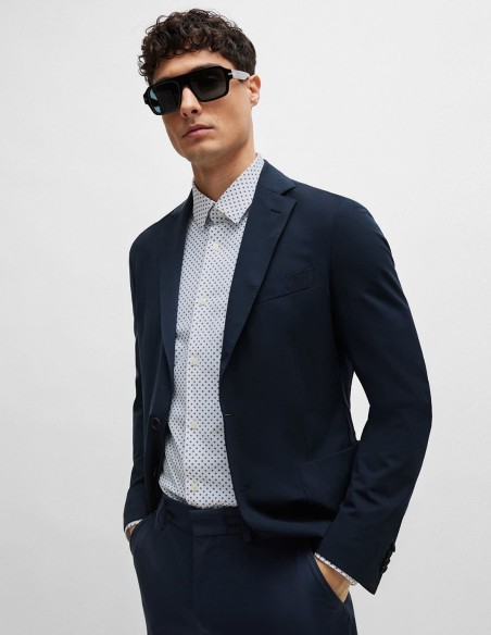 SLIM FIT SHIRT IN PRINTED PERFORMANCE MATERIAL