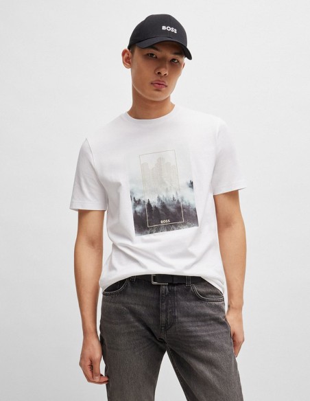 T-SHIRT WITH SEASONAL GRAPHIC PRINT