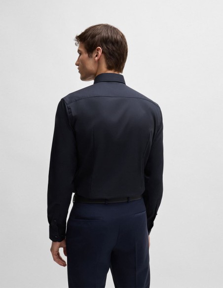 SLIM FIT SHIRT IN EASY IRON POPLIN