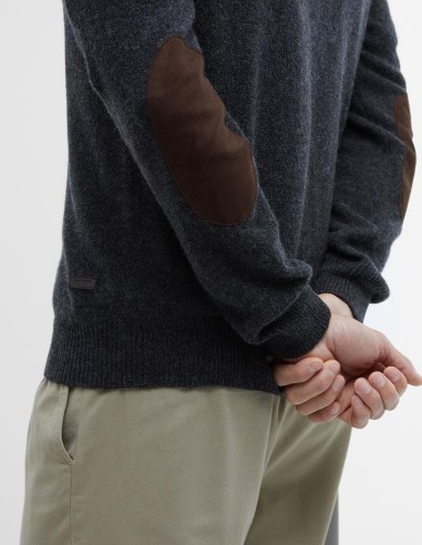 PATCH CREW SWEATER