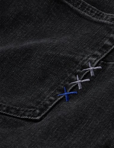 CORE THE ZEE STRAIGHT JEANS