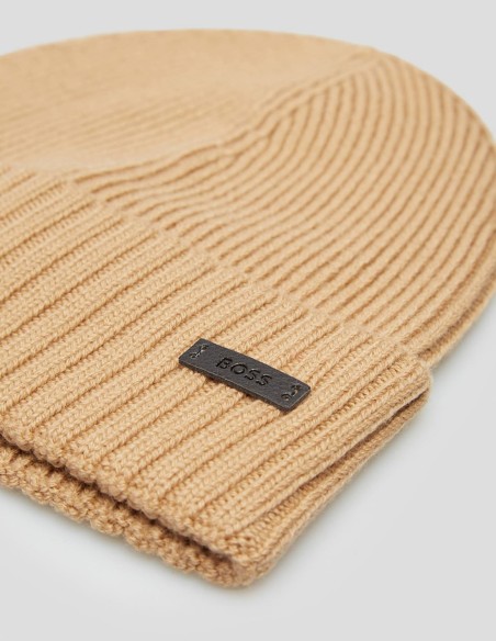 RIBBED WOOL BEANIE