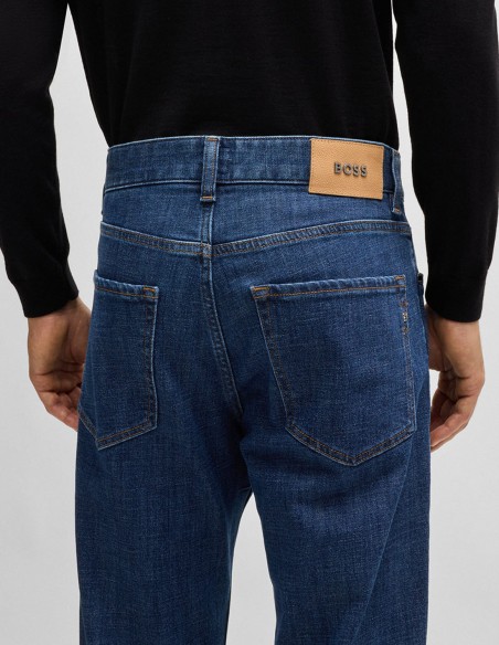REGULAR FIT JEANS