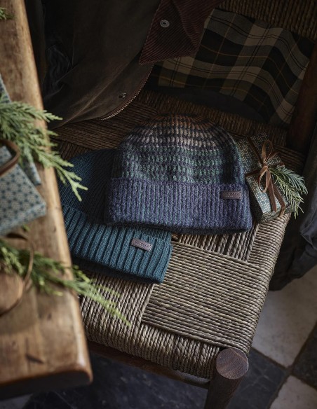 KNITTED CARLTON BEANIE