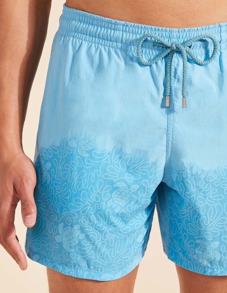 WATER-REACTIVE SPLASH SWIM SHORTS