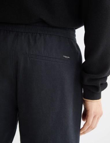 ESSENTIALS FAVE BERMUDA SHORTS