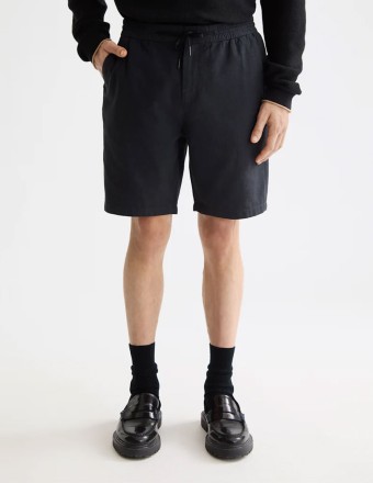 ESSENTIALS FAVE BERMUDA SHORTS