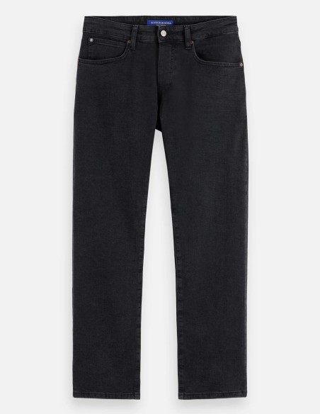 ESSENTIALS THE ZEE STRAIGHT JEANS