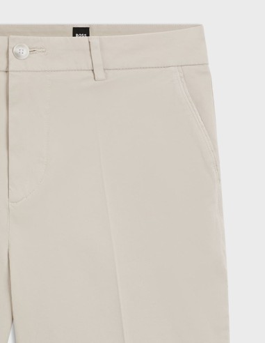 MODERN FIT SHORTS IN STRETCH COTTON...
