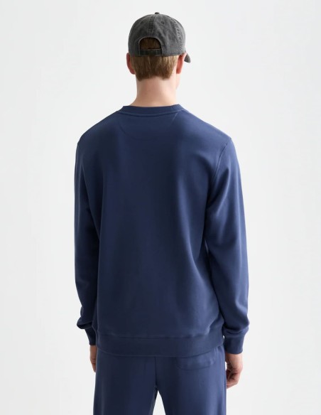 ESSENTIALS LOGO BADGE REGULAR SWEATSHIRT