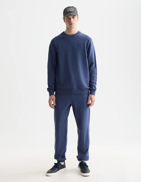 ESSENTIALS LOGO BADGE REGULAR SWEATSHIRT