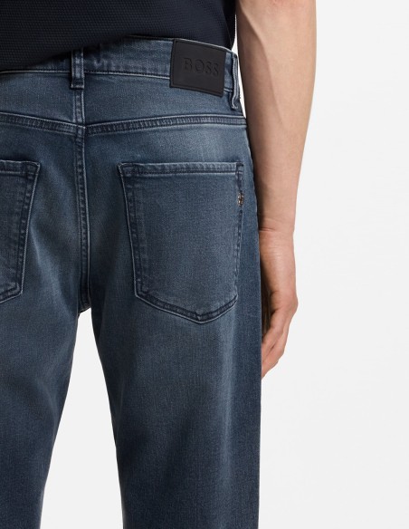 REGULAR FIT JEANS IN A STRETCH COTTON BLEND