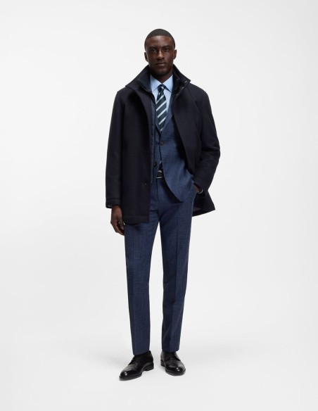 FORMAL COAT WITH A STAND COLLAR