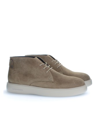 SUEDE CHUKKA BOOTS 2
