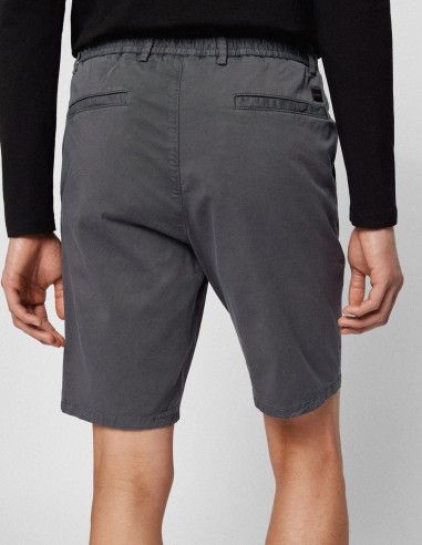 SHORTS WITH DRAWCORD