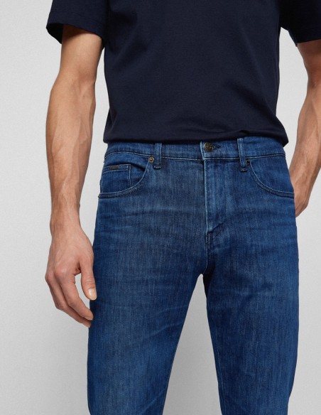 SLIM-FIT JEANS