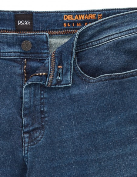 SLIM-FIT JEANS IN SUPER STRETCH DENIM