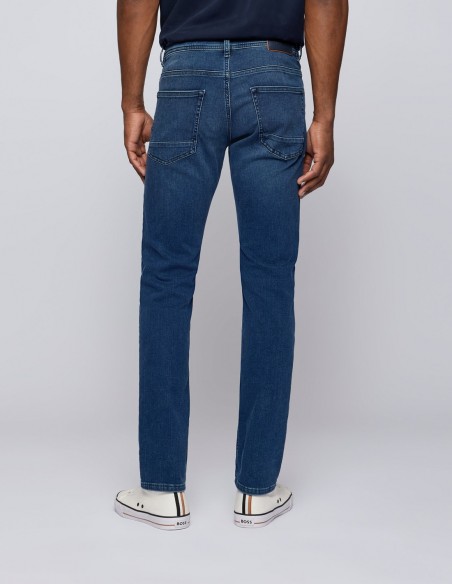 SLIM-FIT JEANS IN SUPER STRETCH DENIM