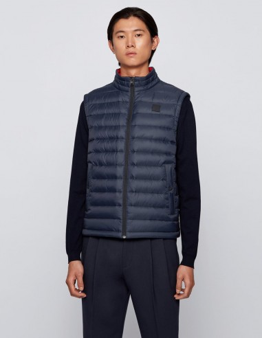 PACKABLE GILET WITH WATER-REPELLENT OUTER