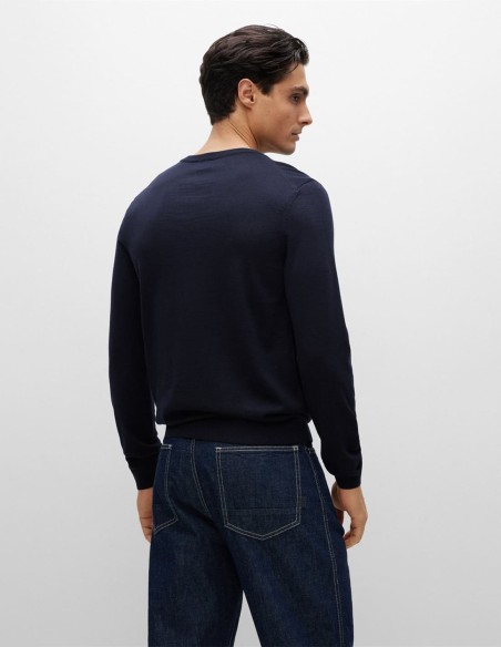 V-NECK SLIM FIT SWEATER IN VIRGIN WOOL