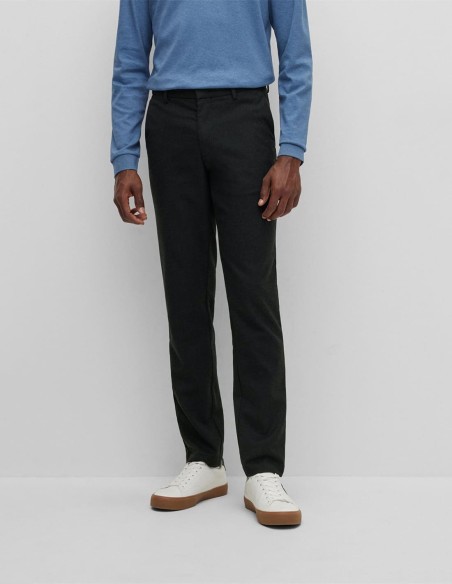 SLIM FIT CHINOS IN MOULINE STRETCH TWILL