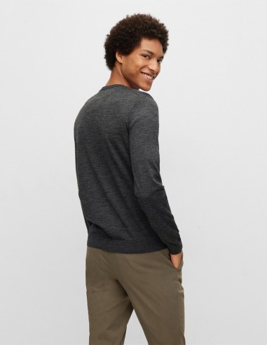 SLIM FIT SWEATER IN VIRGIN WOOL
