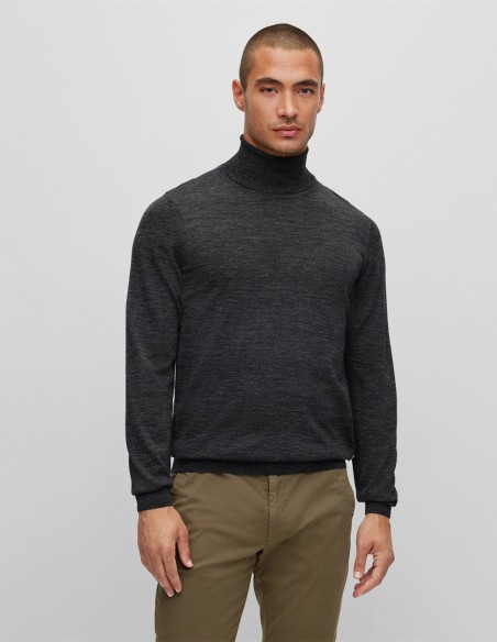 SLIM FIT ROLLNECK SWEATER IN VIRGIN WOOL