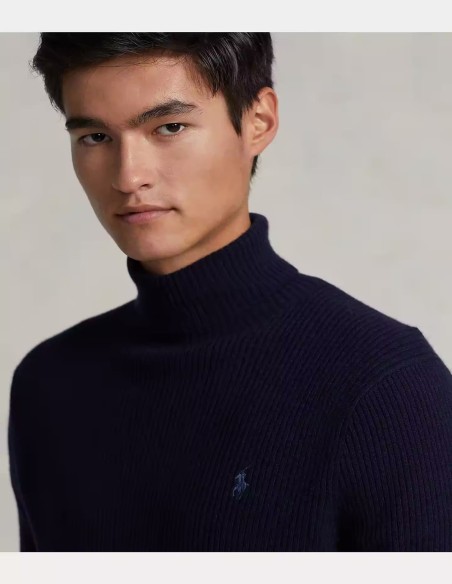 MERINO WOOL TURTLENECK SWEATER